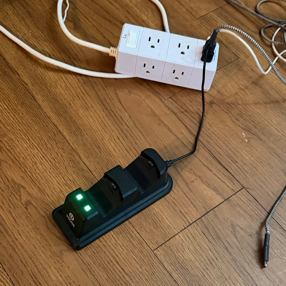 💥NI💥 Black Dual Charging Station for Game Console Batteries